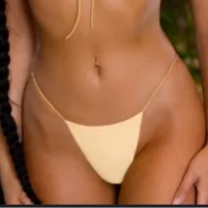 🍋 Baby yellow micro string swim bottoms 🍋